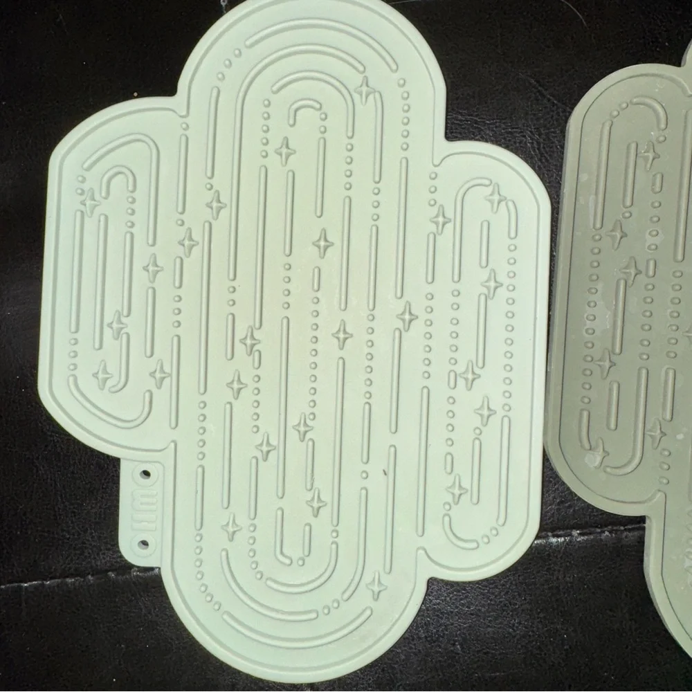Green Cactus-Shaped Silicone Mats